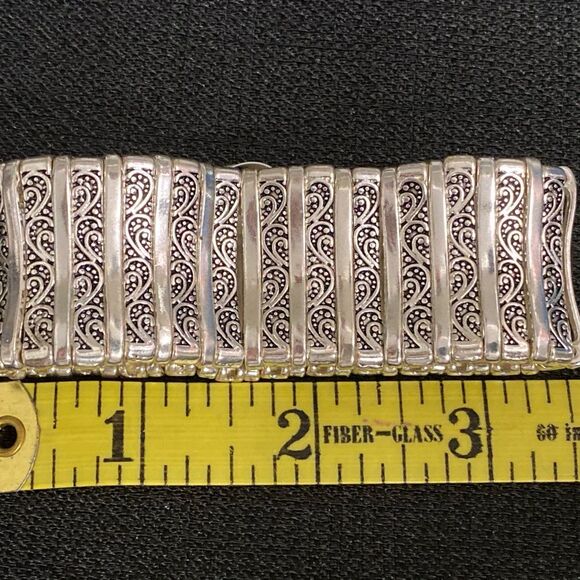 Fashion Jewelry - Stretch Bangle Bracelet - color is silver. - Picture 3 of 3